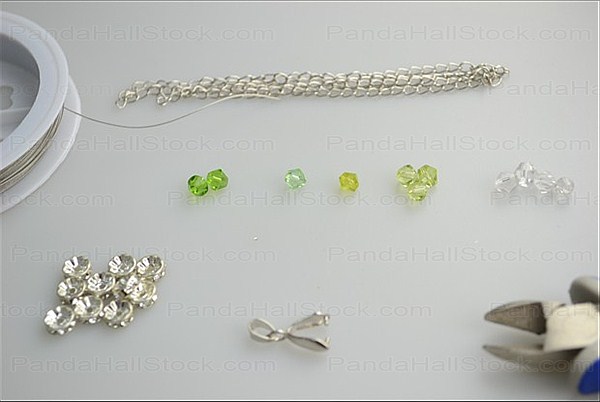 What you need to make a crystal necklace